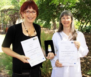 Anne Webster (left) with Glenda Underhill