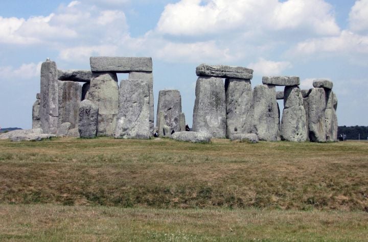 Groundbreaking new theory for Stonehenge, News, La Trobe University